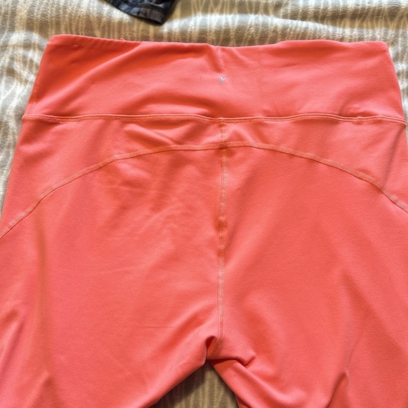 Old Navy Elevate Leggings - Picture 4 of 5